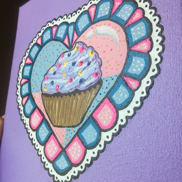 “Original painting” cute heart cupcake <3 - Picture 9 of 10